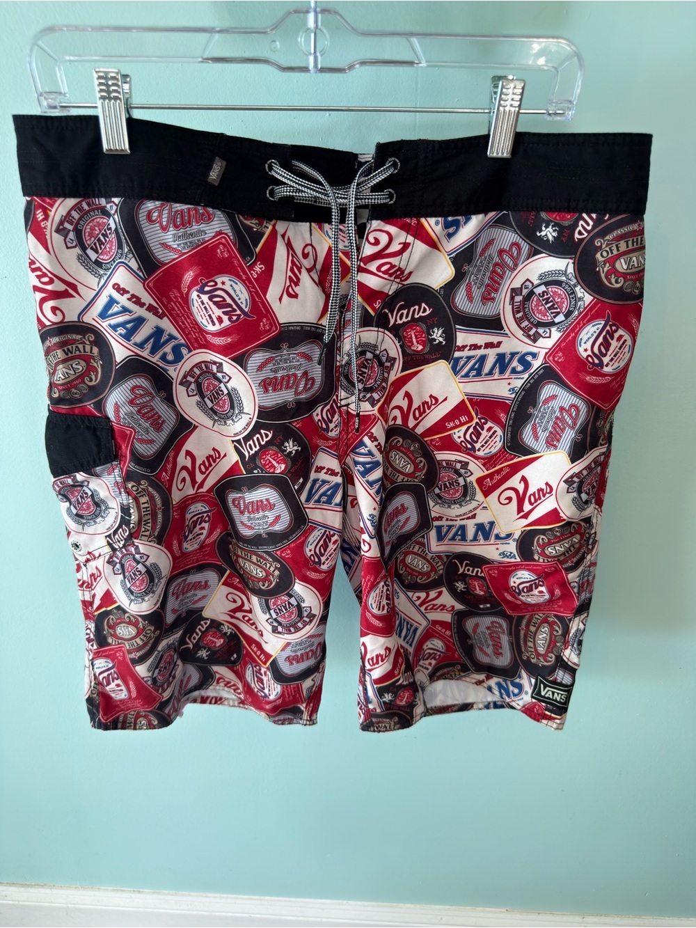 Vans Red, Black & White Logo Patch Swim Trunks Board Shorts Sise 33